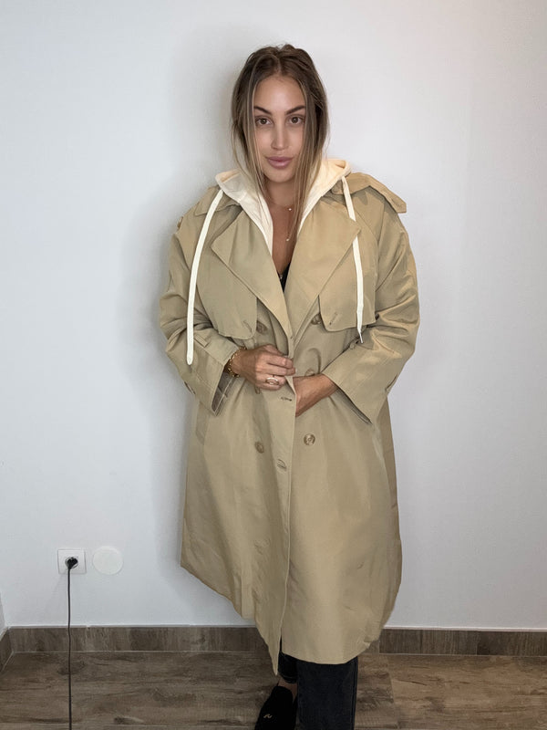 Trench coat maria